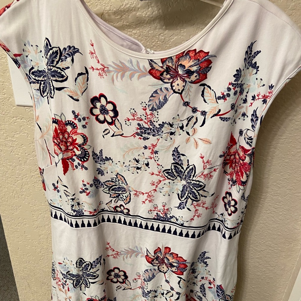 NYC, XL, blue/red floral print